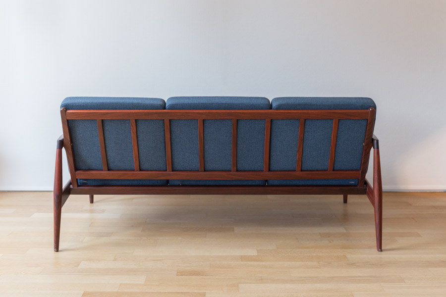 Sofa in rosewood Kai Kristiansen - Mod. 121 - cod.1045