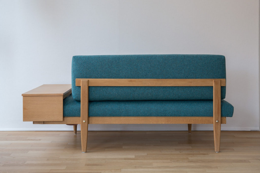 Oak sofa structure and Kvadrat cushions - Cod. 1168