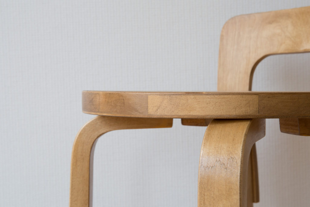 Alvar Aalto stool , Mod. K65 - Cod.1278