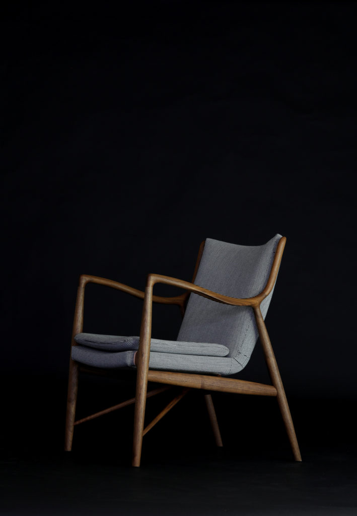 The 45 Chair_Fuse_131_Walnut