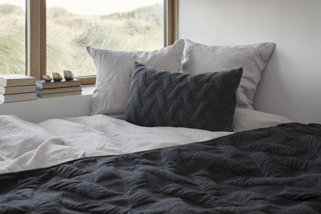 Architectmade-FJ-Pattern-Organic-Cotton-Pillows-Blankets-Denmark-Finn-Juhl-3