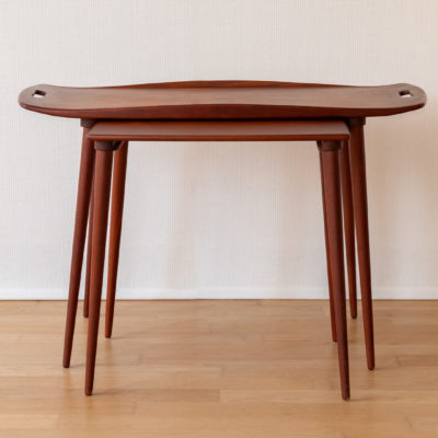 Nesting table - cod. 1639