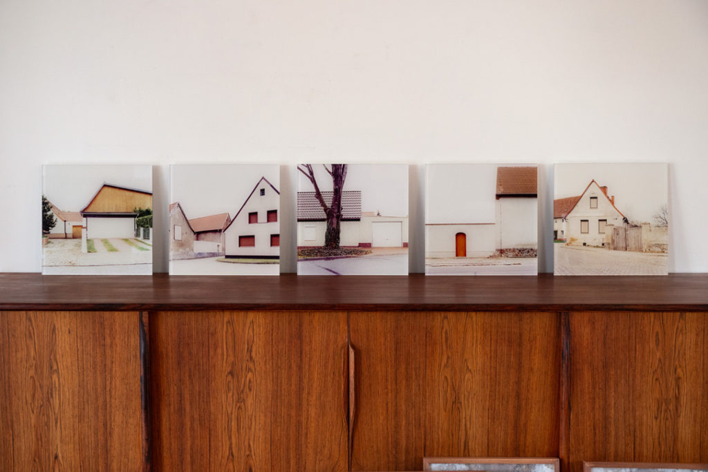 6767BC48-2C1B-43E6-96B3-15D055634B93_1_105_c