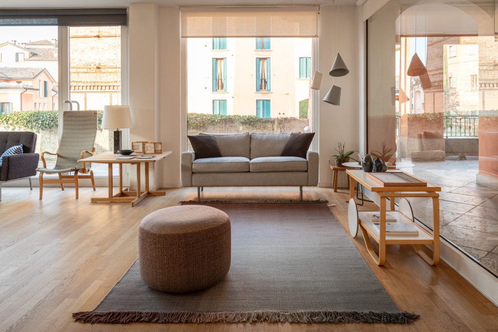 63DC5E45-3943-4629-9A51-00920A004793_1_105_c